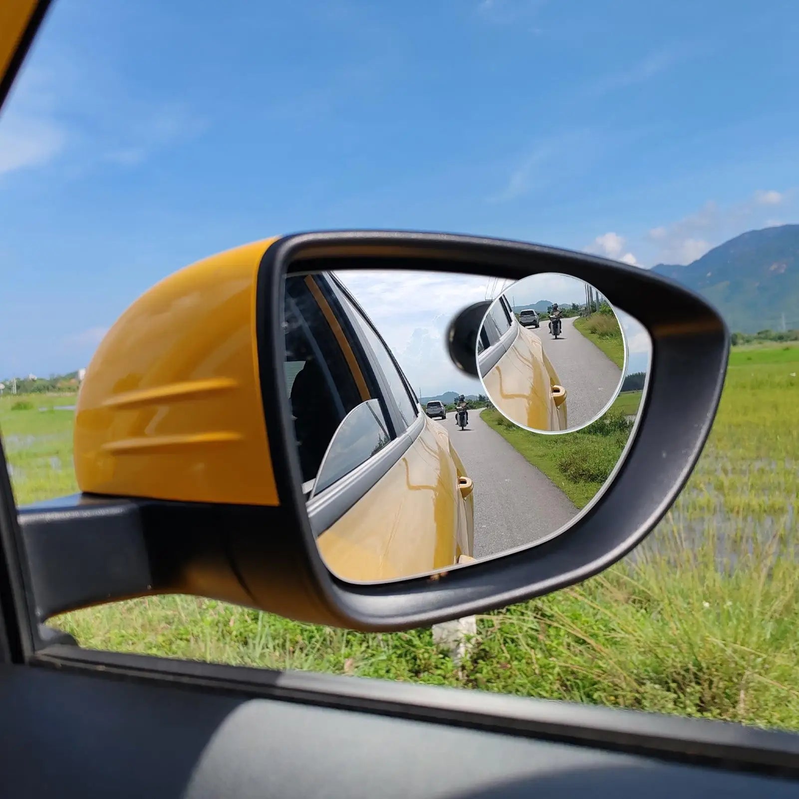 Blind Spot Mirrors Wide Angle Hydrophobic Assistance Wide Angle Side Rear Mirrors for Truck Auto Automotive Vehicle SUV Parking